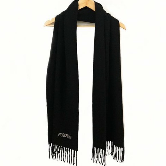 Moschino scarf - Picture 3 of 3